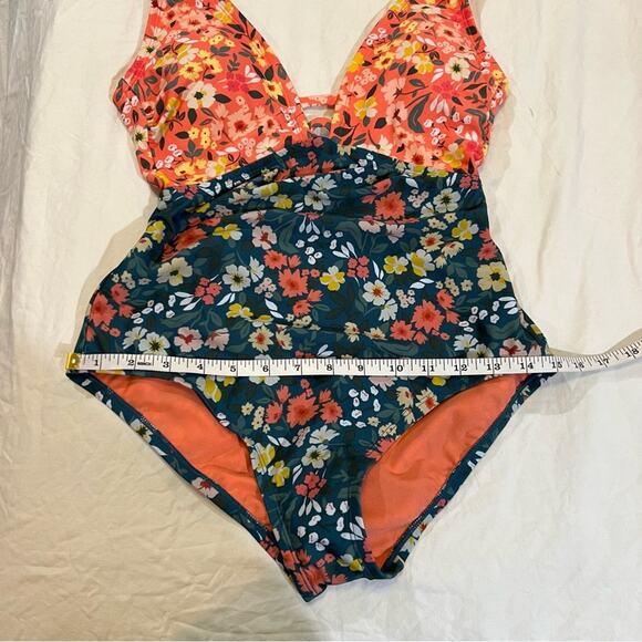 Palisades Beach Club NWT Floral Print One Piece Swimsuit sz S - Picture 11 of 14